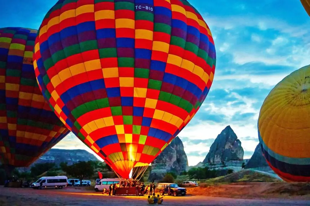 Cappadocia  Hot air balloon flight (standard)